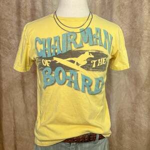 Y2K Gap Surfer T-Shirt Chairman of the Board Graphic Tee Yellow Short Sleeve